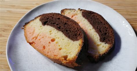 Kakaós és vaníliás piskótatészta elkülönítve