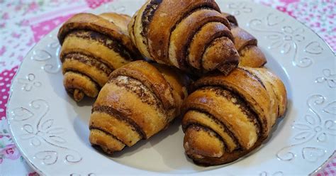 Légmentesen lezárt kakaós kiflik fagyasztásra előkészítve