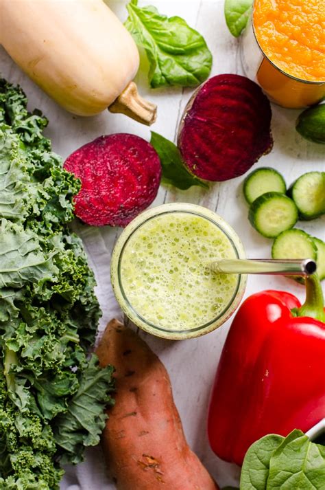 Healthy vegetable smoothie ingredients