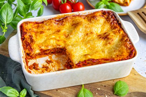 Lasagne a sütőből kivéve
