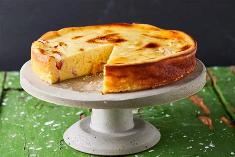 Sült sajttorta pudingréteggel