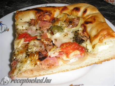 Töltött szélű pizza elkészítése