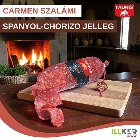 hagyományos spanyol chorizo kolbászok egy piacon