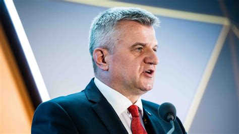 csicseriborsó termése és növénye a földeken