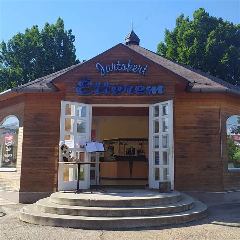 A Jurta Étterem belső tere