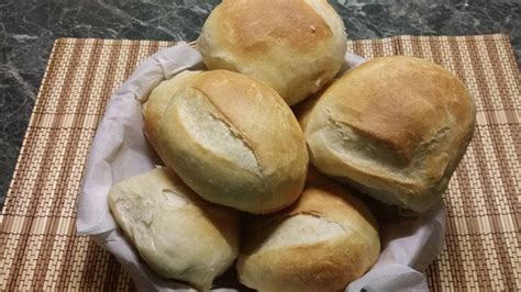 A kifli és zsemle árának változását ábrázoló grafikon