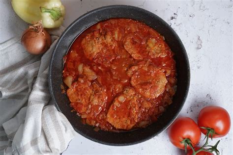 Karajszelet klopfolása és sózása