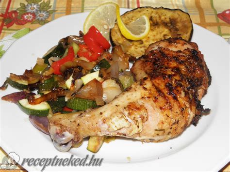 grillezett csirkecomb zöldségekkel