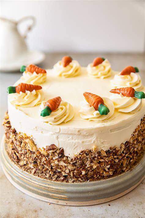 Delicious carrot cake with cream cheese frosting