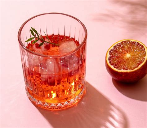 Olasz aperitivo koktélok, teraszon