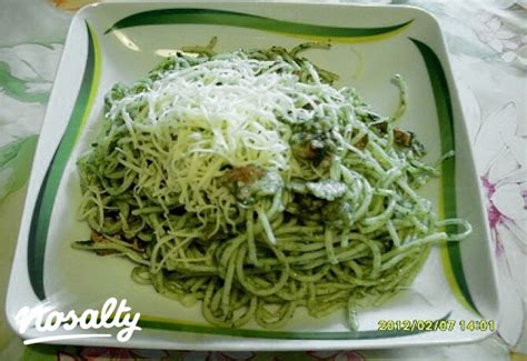 spenótos tejszínes sonkás spagetti hozzávalók