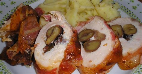 Töltött csirkemellfilé sütés előtt