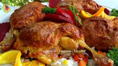 Töltött csirkecomb tányéron