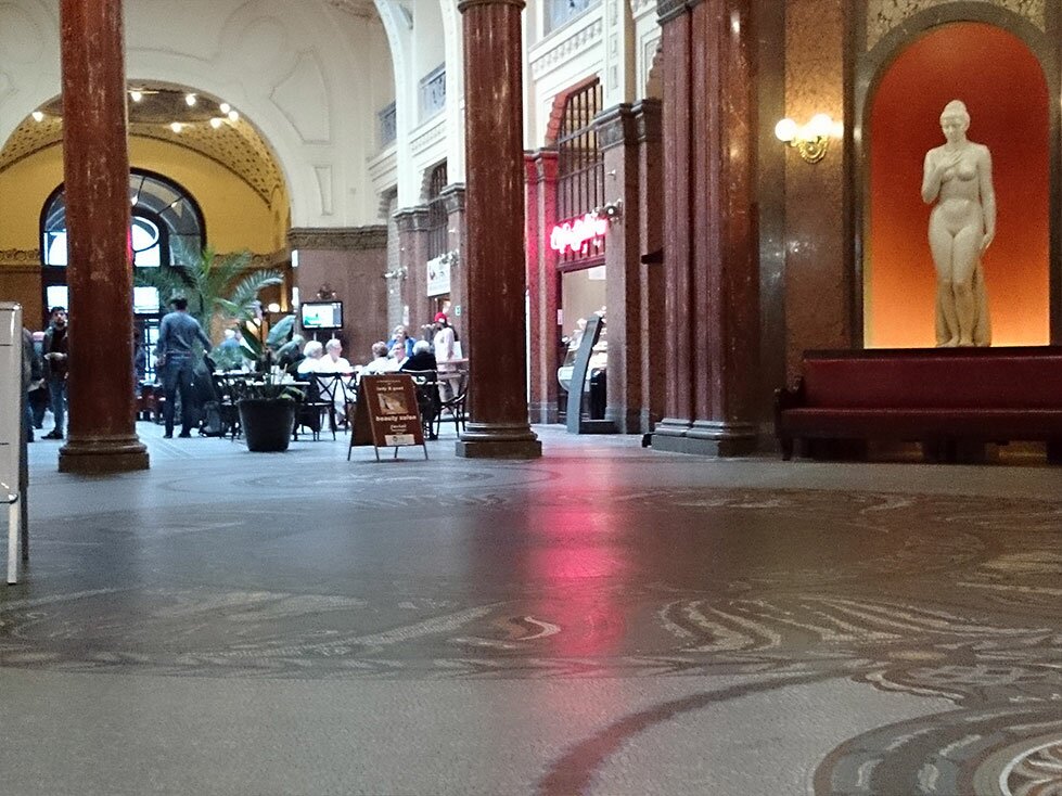 Gellér Fürdő - Gellért Café Előtér